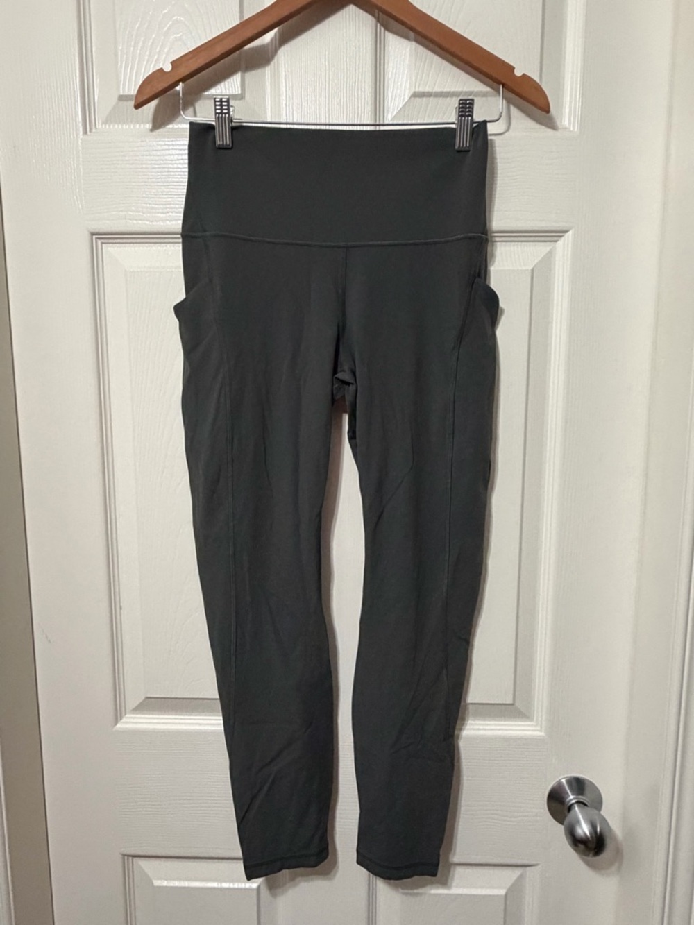 lululemon athletica High-Rise align leggings tight size 8 euc